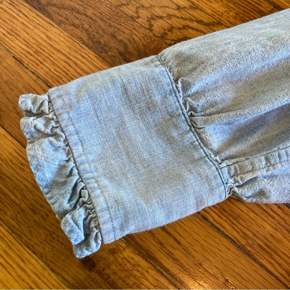 Women’s Polo Ralph Lauren Ruffled Chambray shirt. - Picture 7 of 9